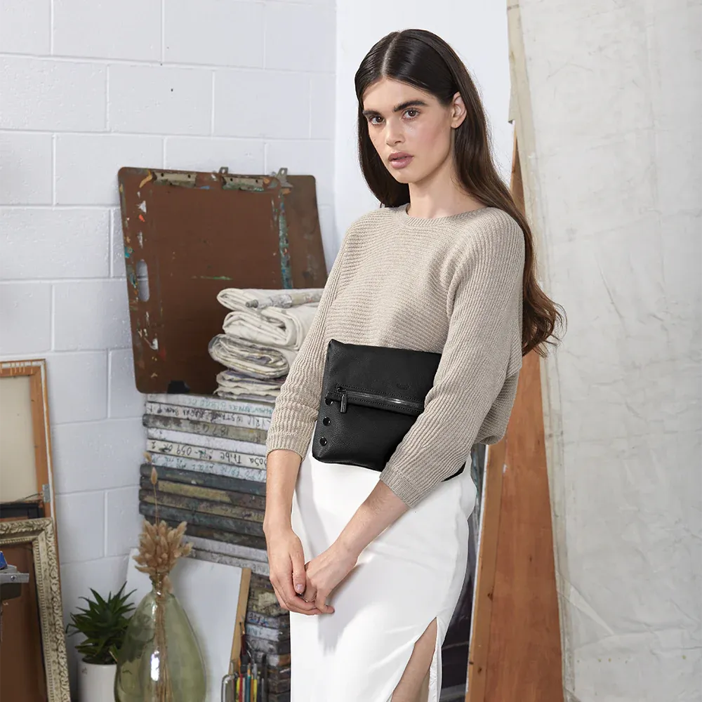 Hammitt VIP Lrg Oversized Crossbody Clutch Black/Gunmetal