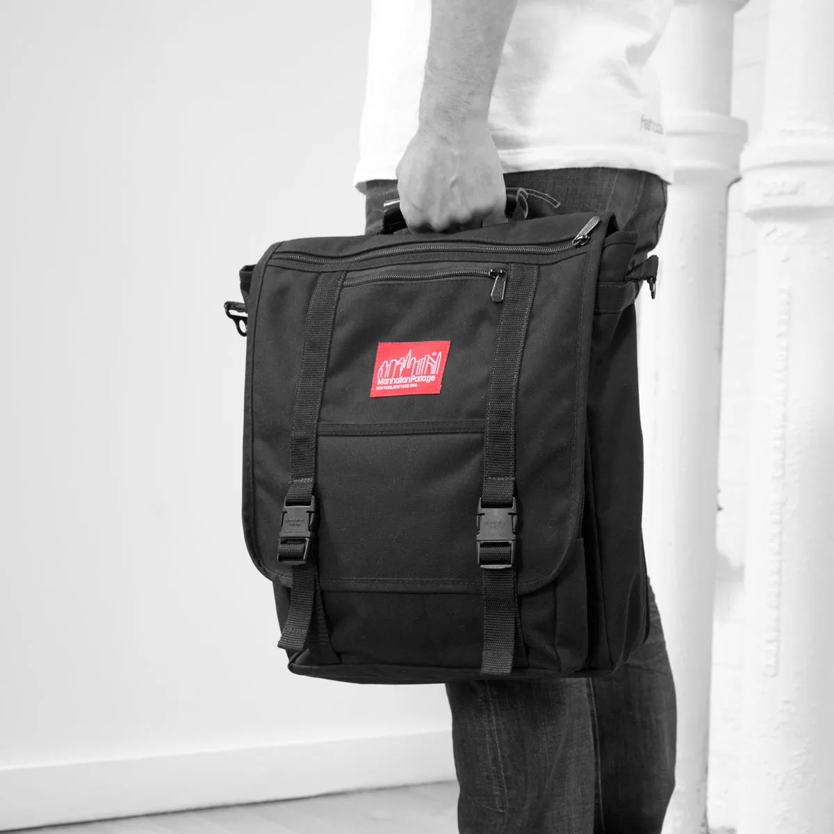 Manhattan Portage Commuter Laptop Bag (17 in.) With Back Zipper