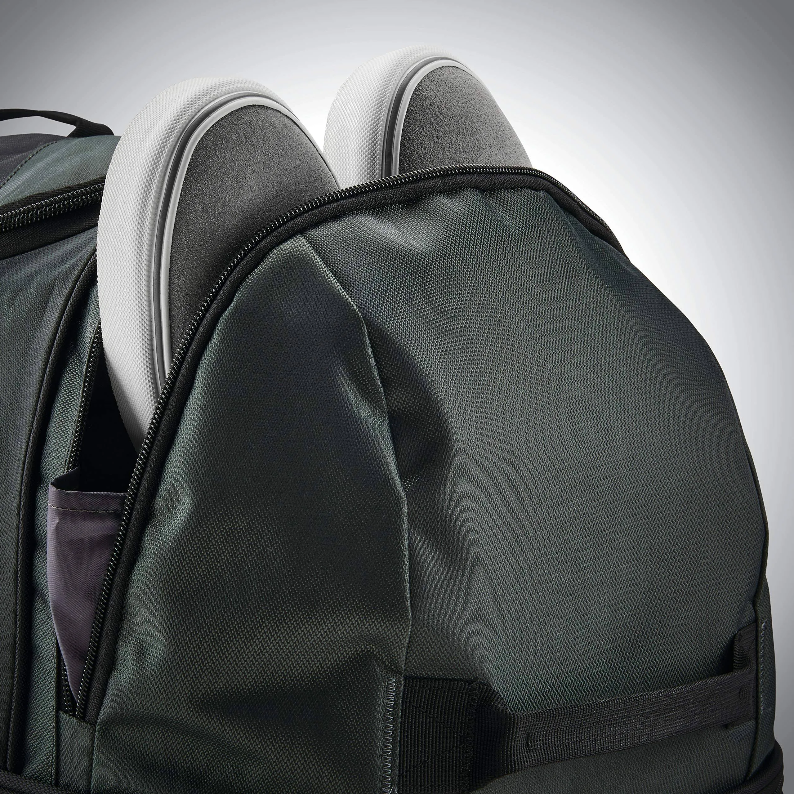 Samsonite Andante 22" 2-Wheel Wheeled Duffel Bags