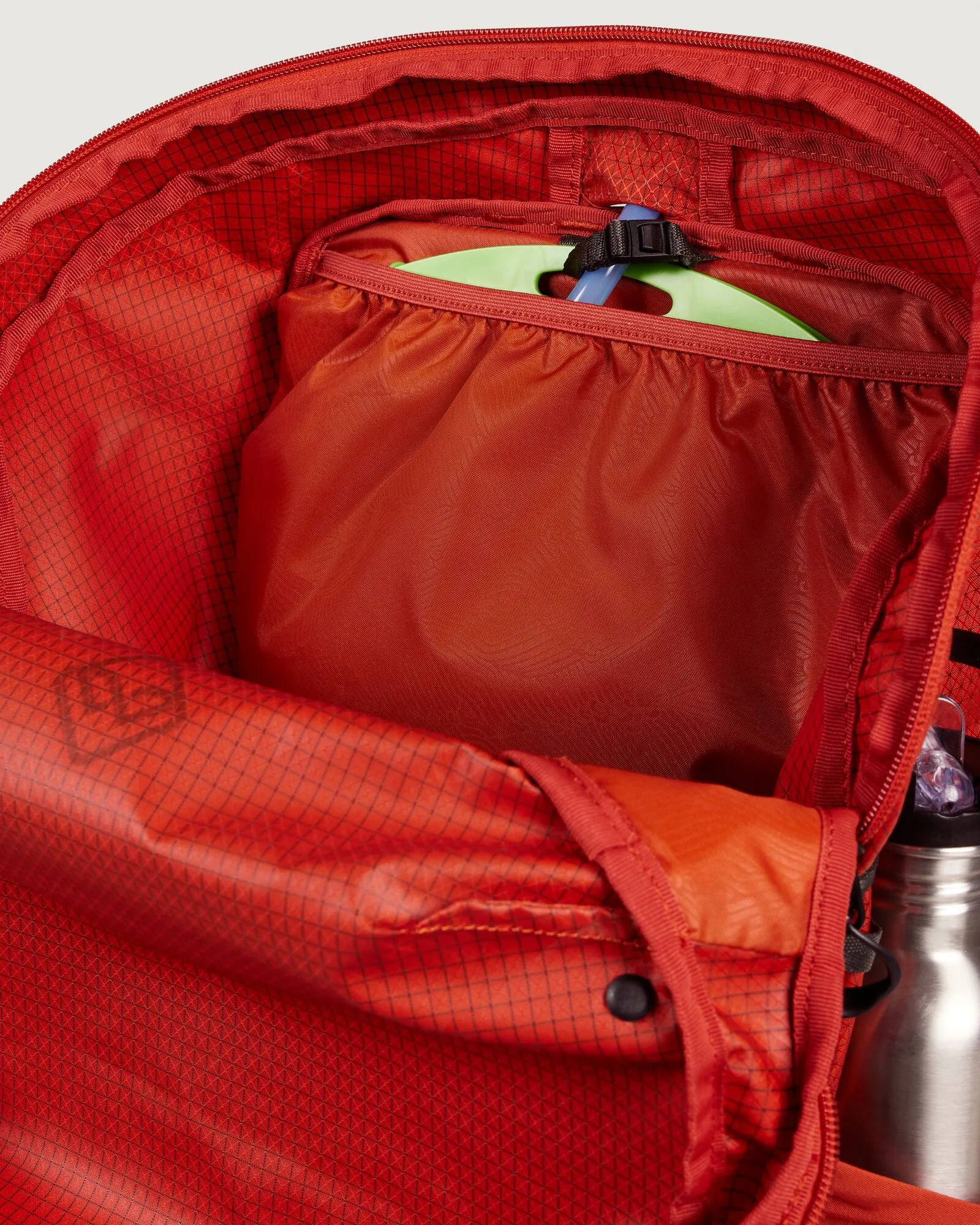 Valorous Pack - 38L - Red Earth