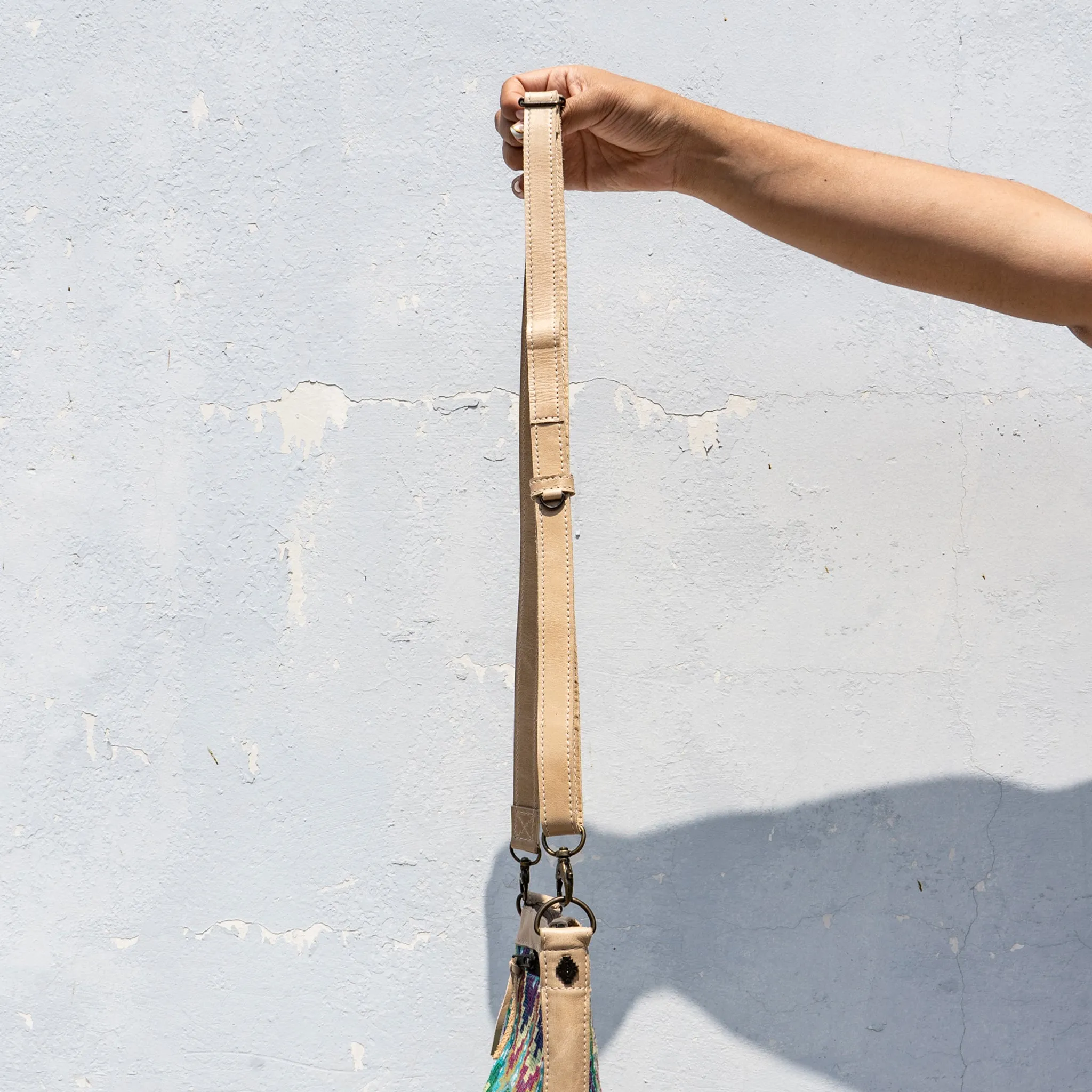 VIVI ADJUSTABLE BAG STRAP - LATTE
