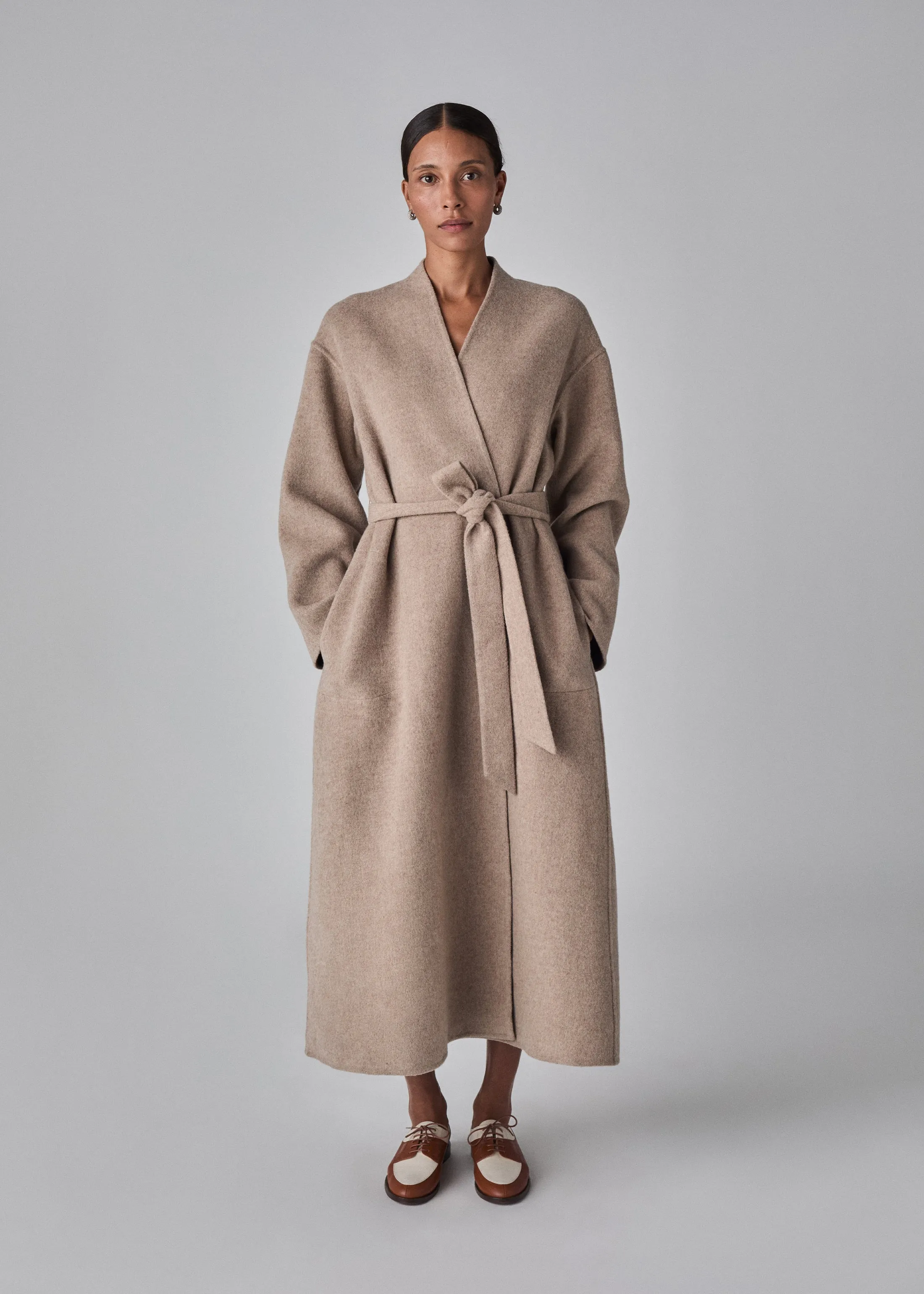 Wrap Coat in Double Faced Wool Cashmere  - Taupe